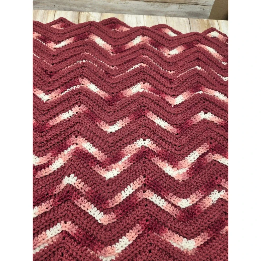 Handmade came yarn provides
