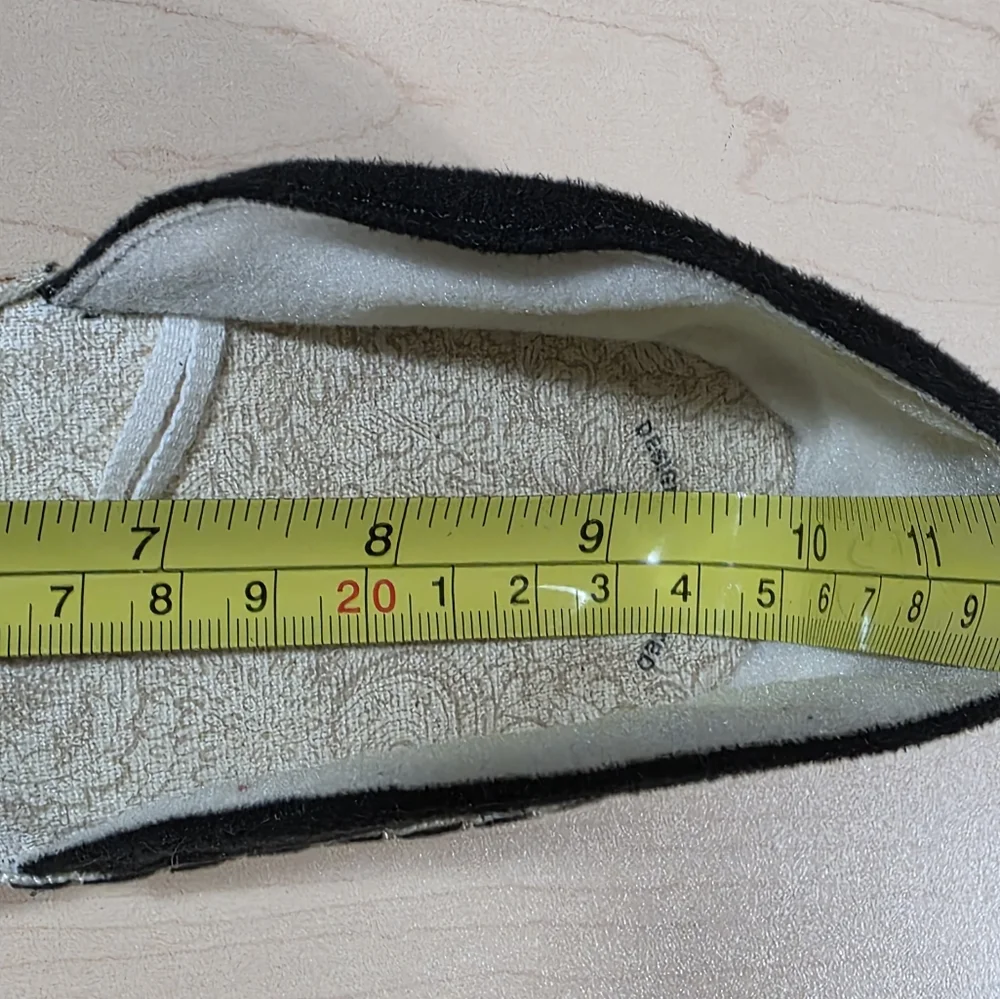 GAP both espadrille size