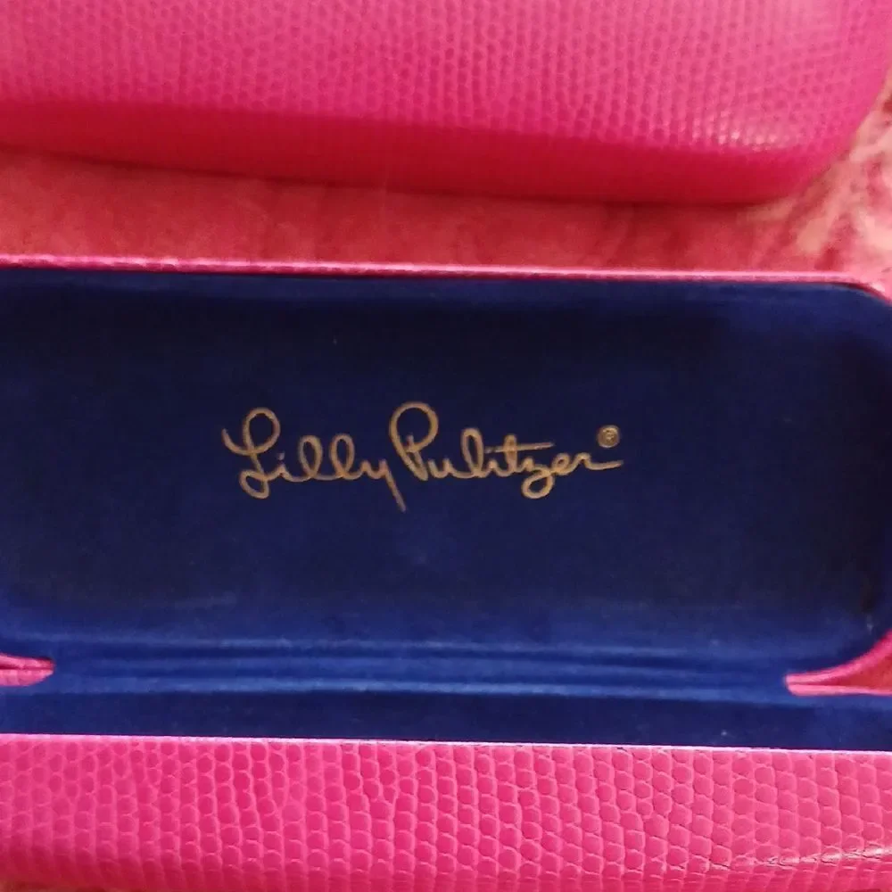 Lilly Pulitzer gold ensures