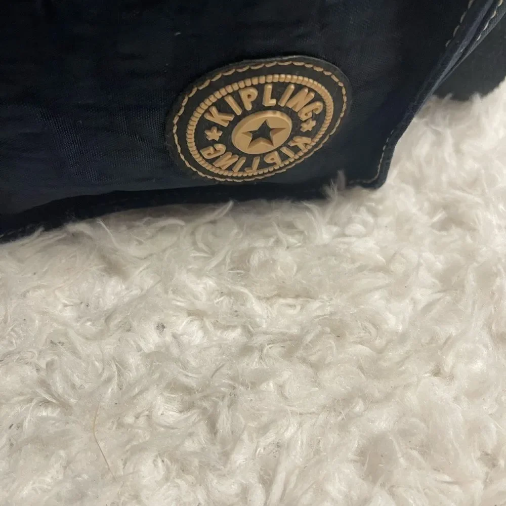 Kipling stylish black