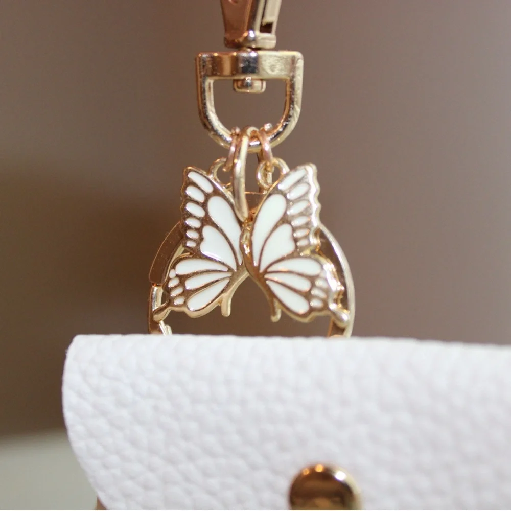N/A white cardholder
