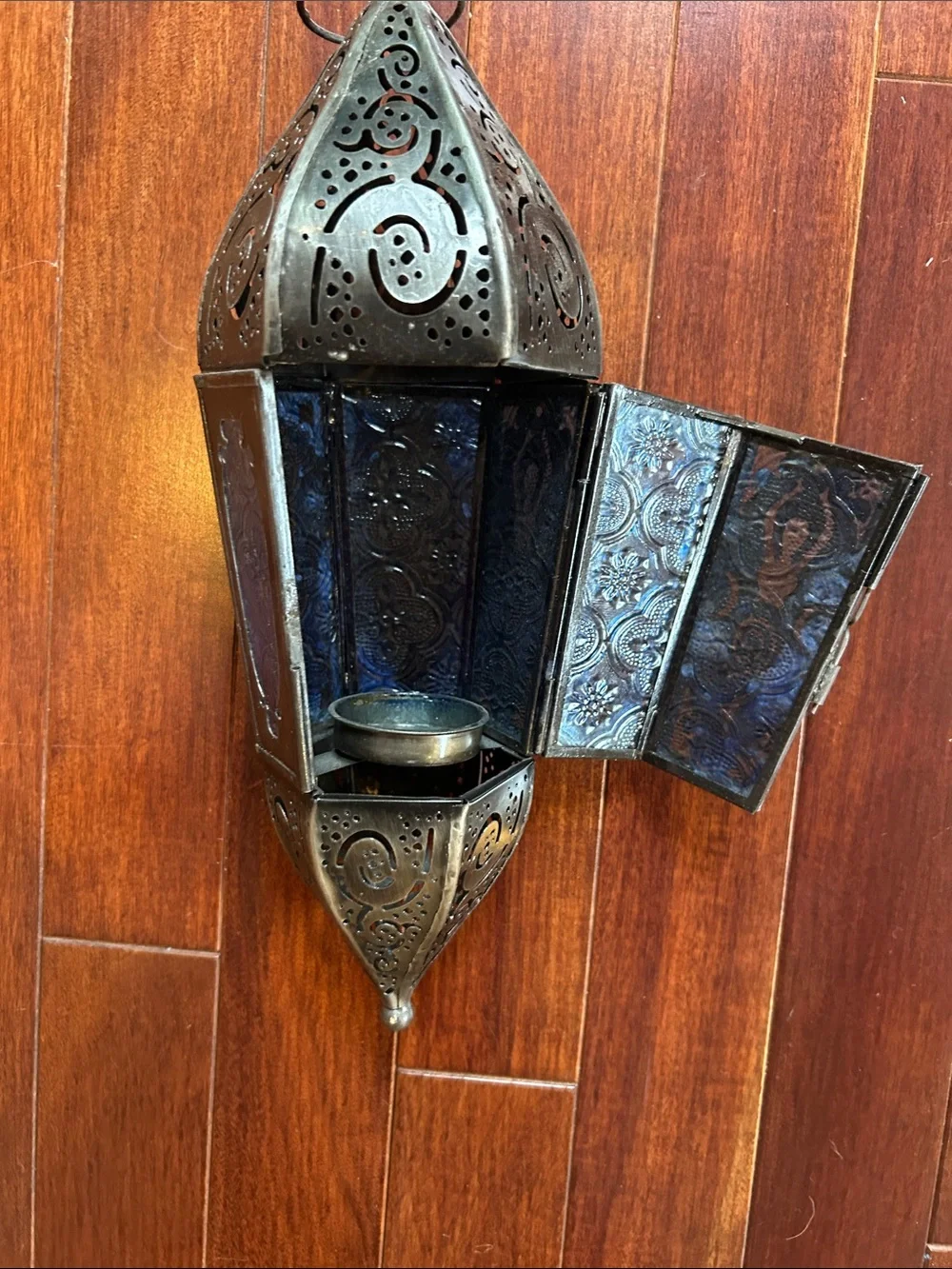 N/A handcrafted black