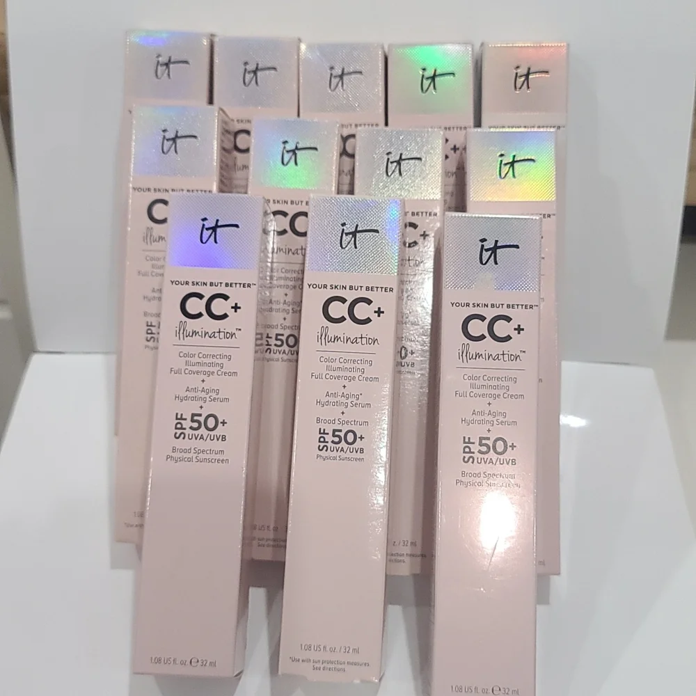 1/2 PRICE ✅ It Cosmetics CC+ Illumination SPF 50+ Anti-Aging ✨Exp 2026 NIB