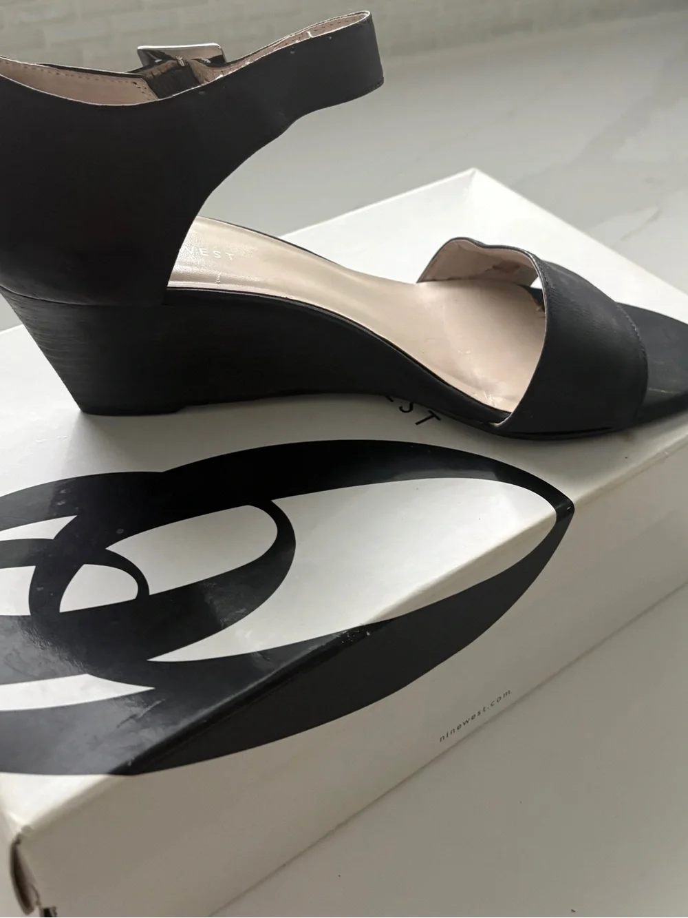 Nine West nine west