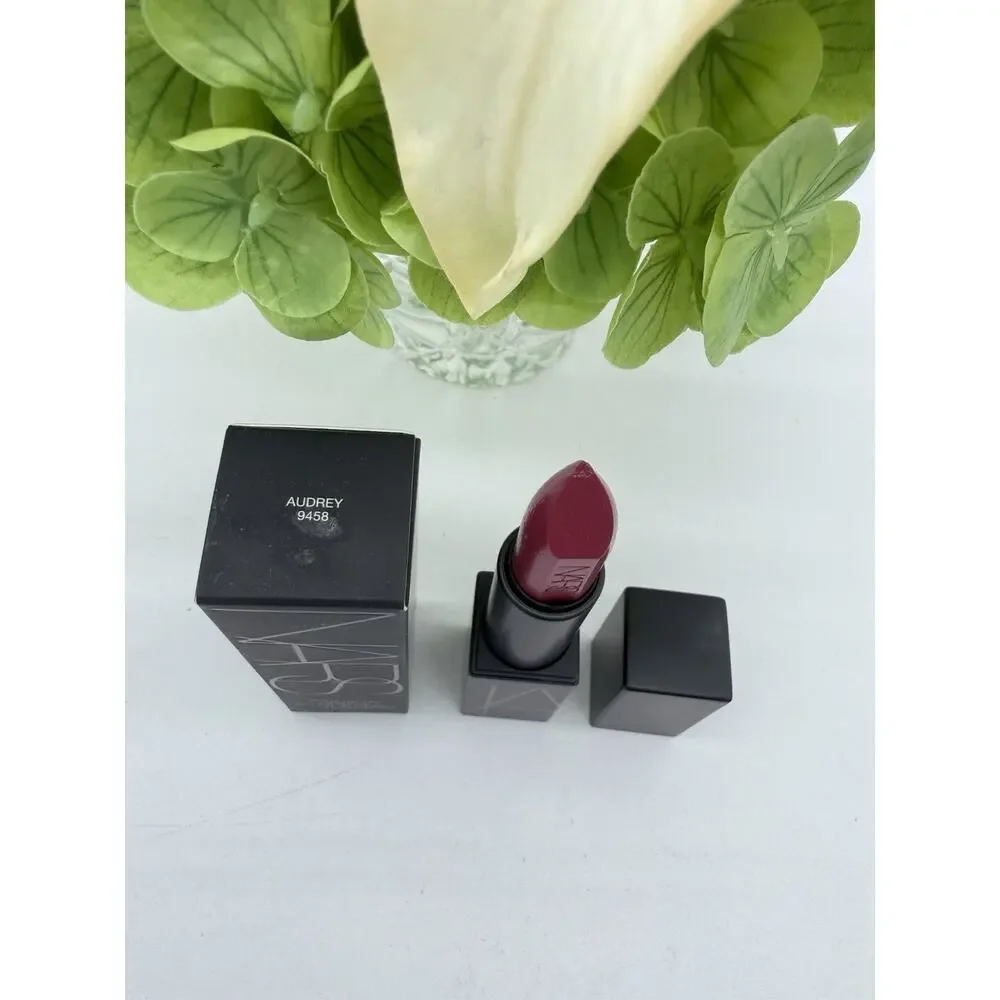 NARS vip audacious