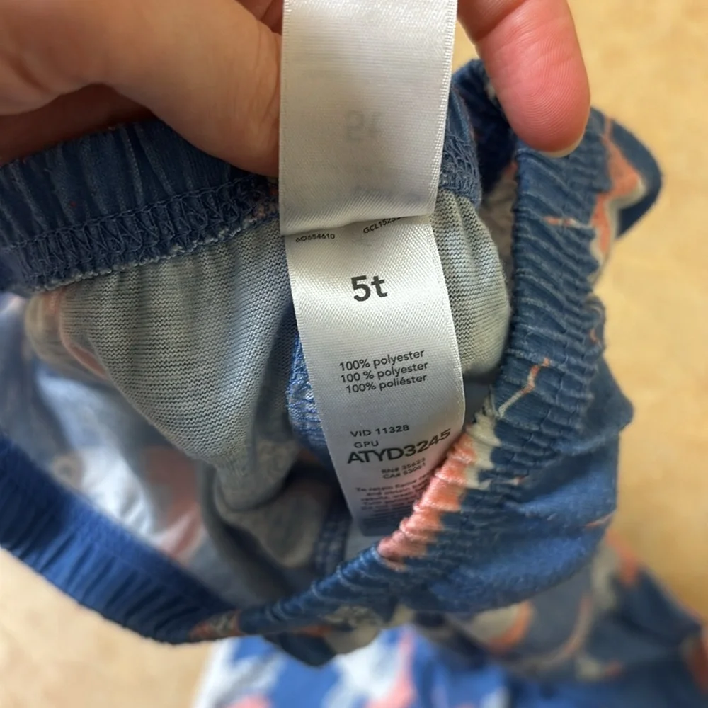 Carters used has