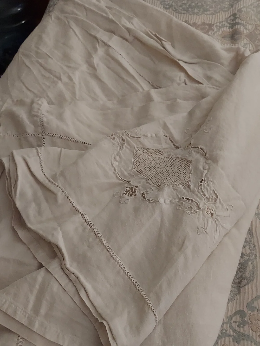 Gorgeous Vintage Handmade Heavy Cotton Linen Bedsheet (Queen)