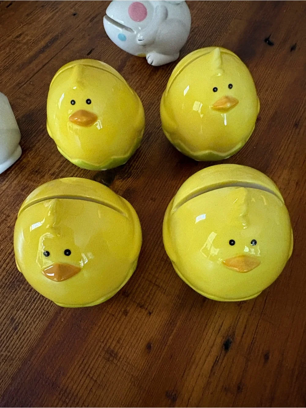 Pier 1 set includes