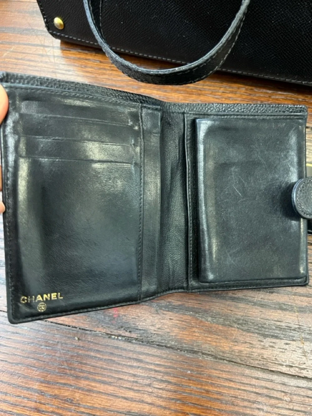 CHANEL classic shoulder