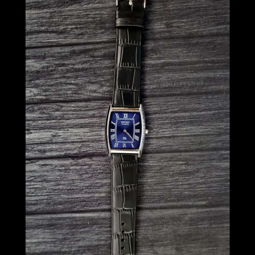 N/A used wristwatch