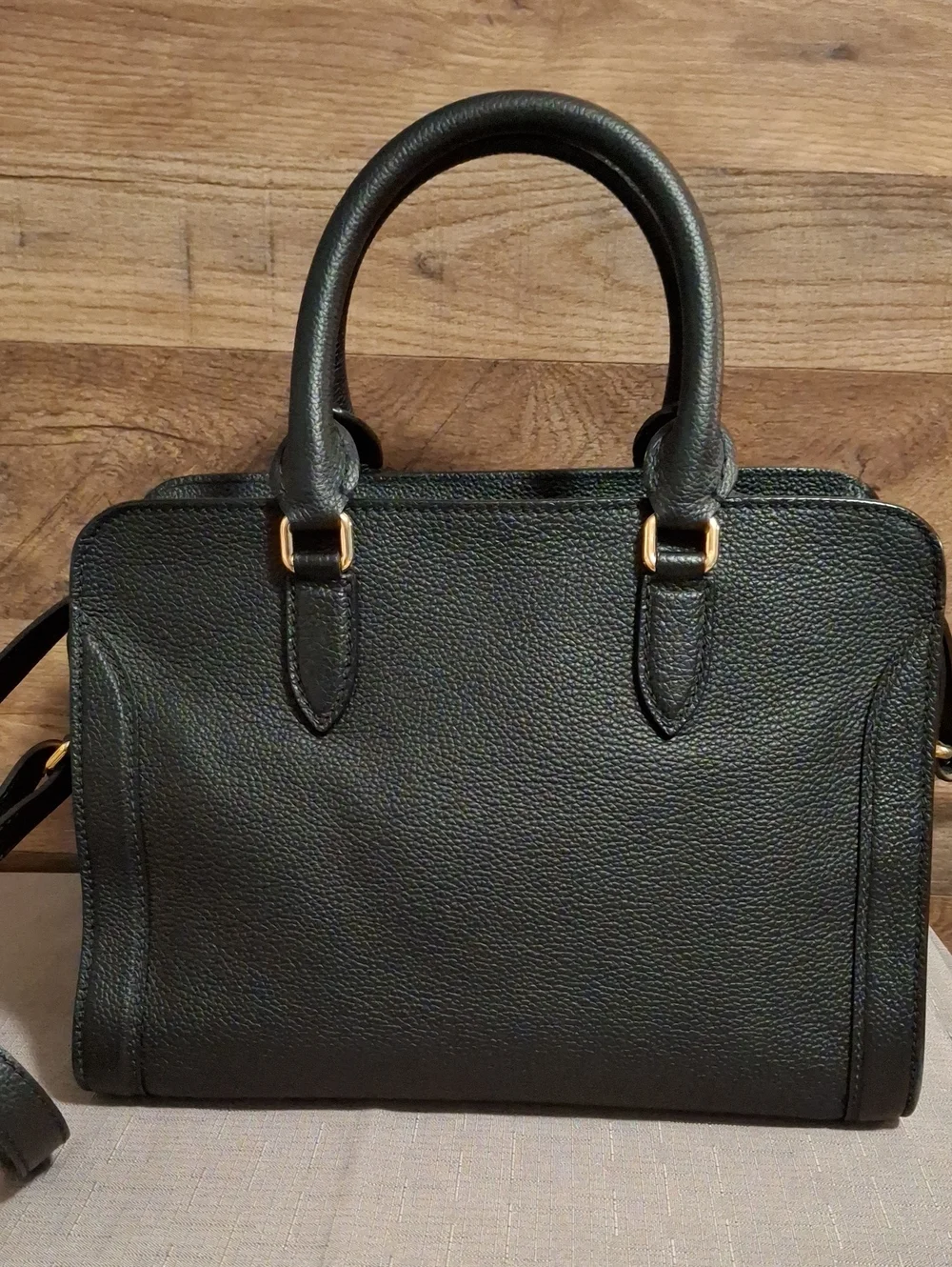 Alexander McQueen alexander mcqueen