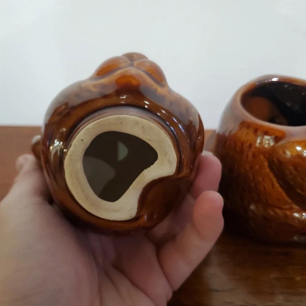 N/A vintage hand