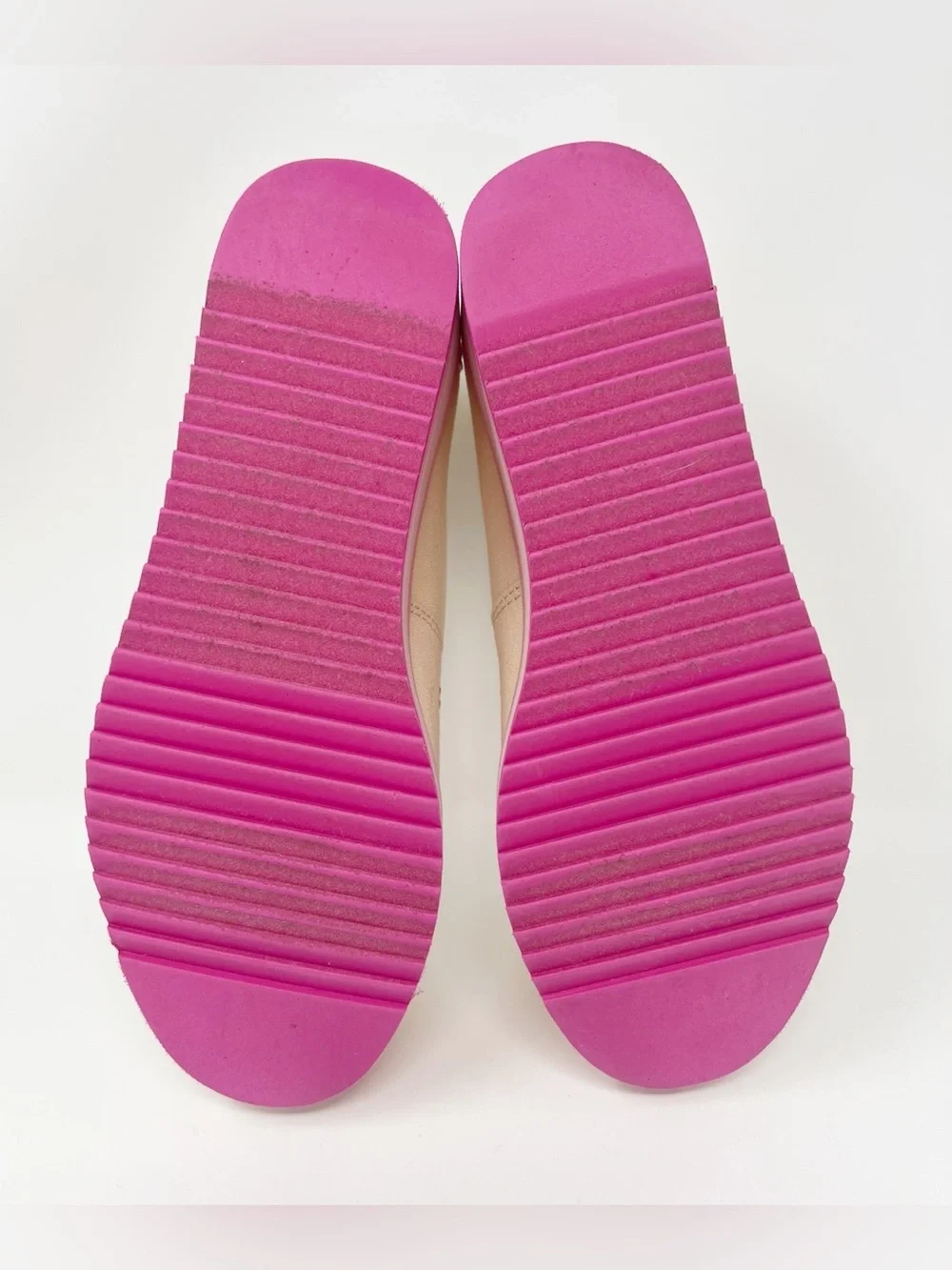 Toms cloth material