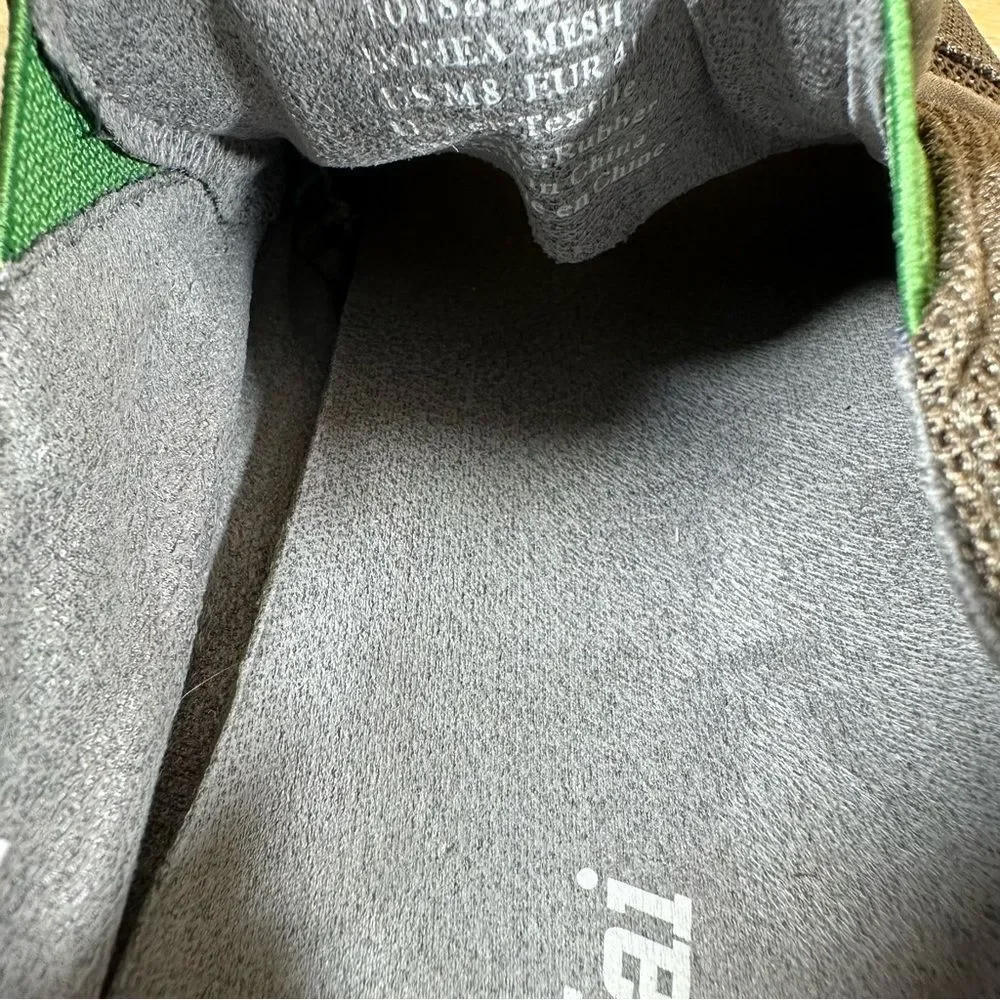 OluKai casual slip