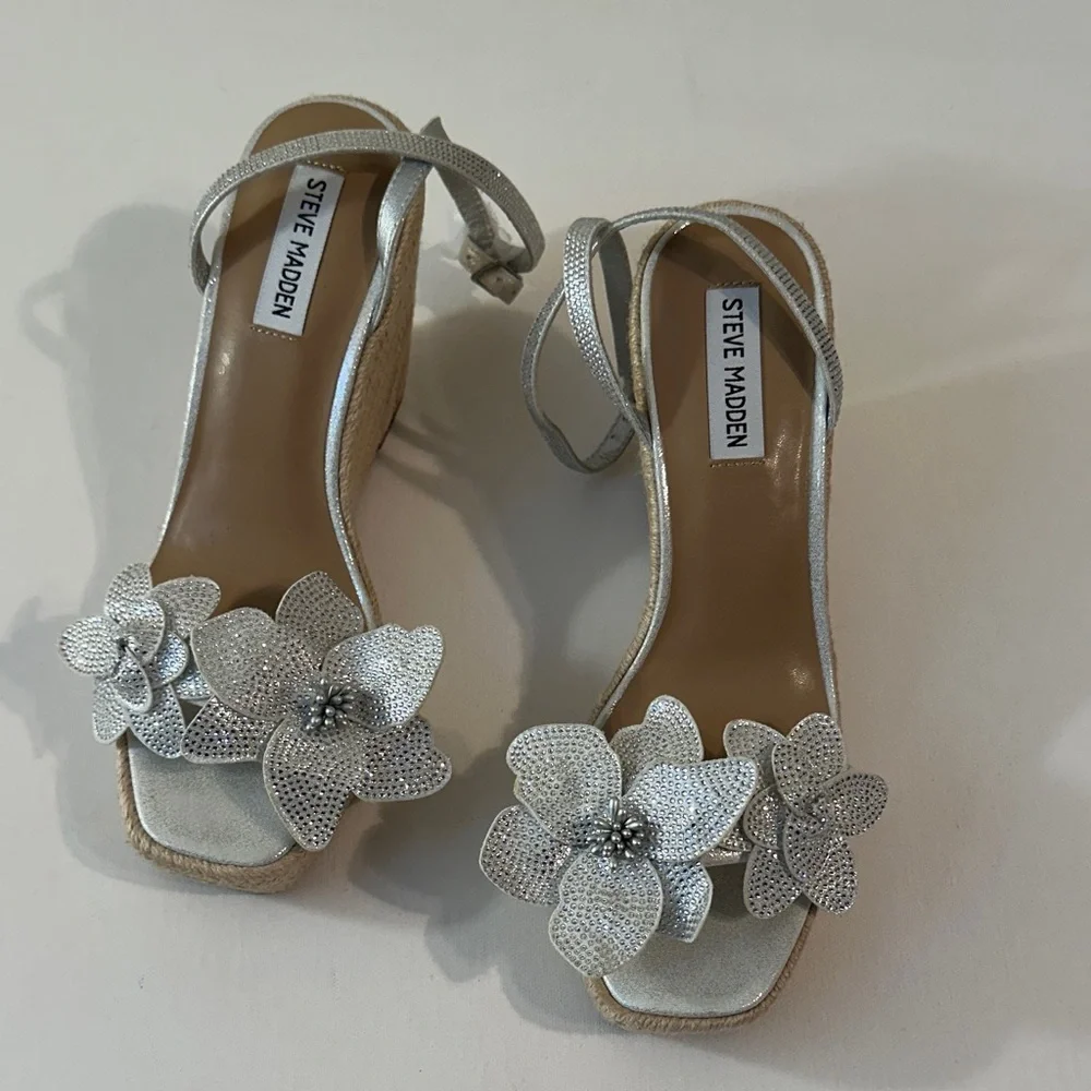 Steve Madden brand new
