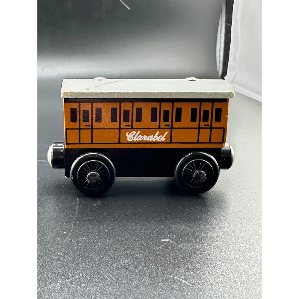 Thomas & Friends authentic clarabel