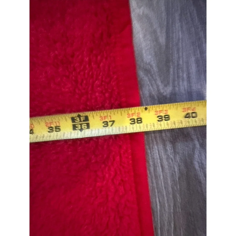 Buc-ees Beaver Logo Red Yellow Soft Fleece Throw Lap Baby Blanket Approx 59