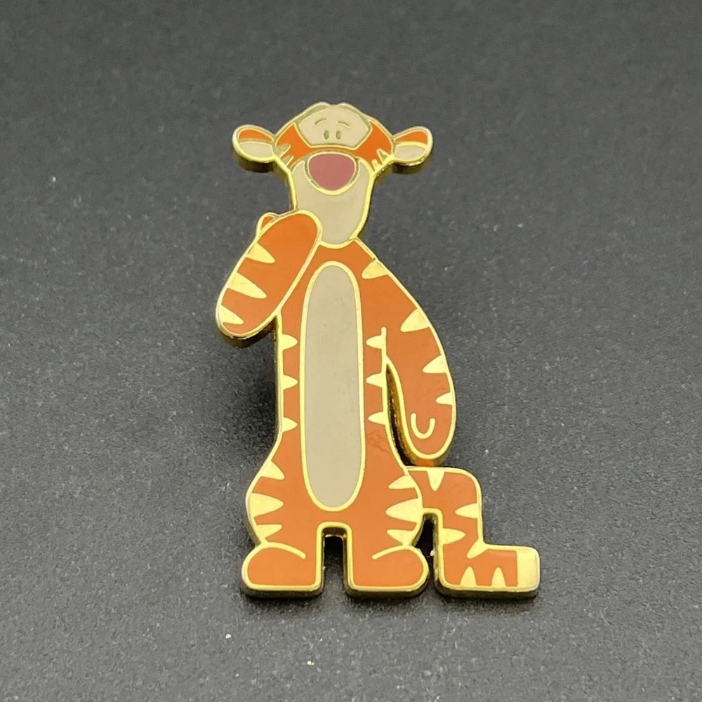 2003 Walt Disney‎ World Tigger Winnie The Pooh Trading Pin