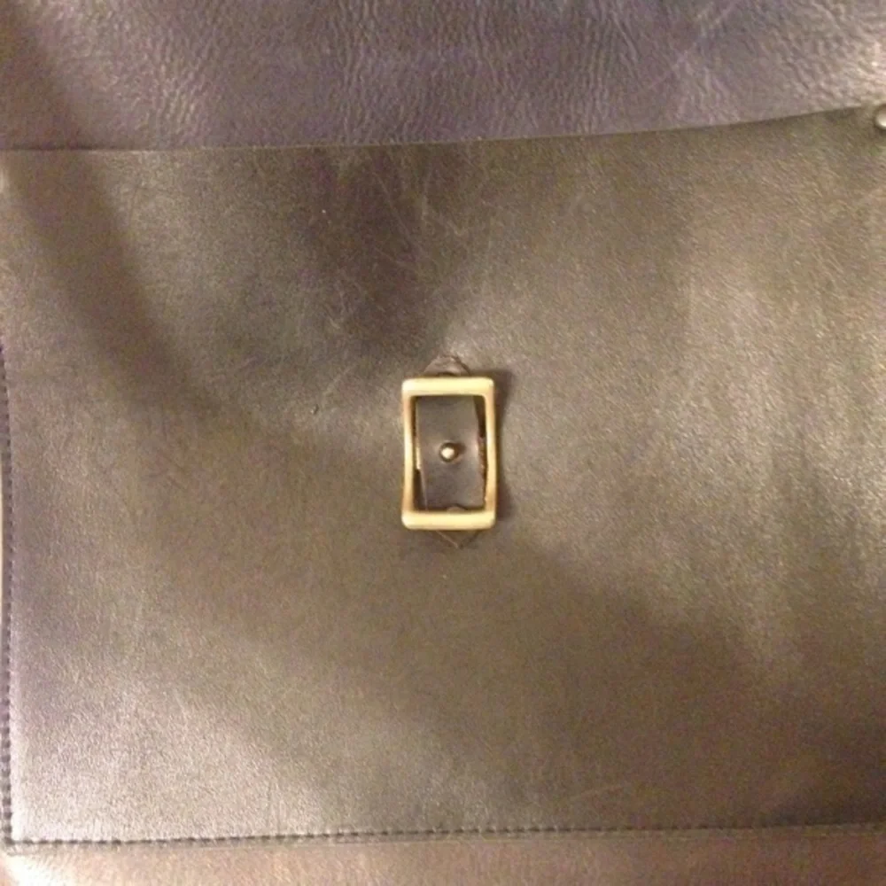N/A weathered leather
