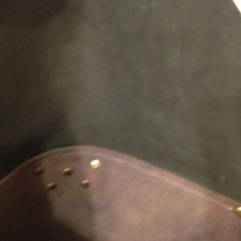 N/A weathered leather