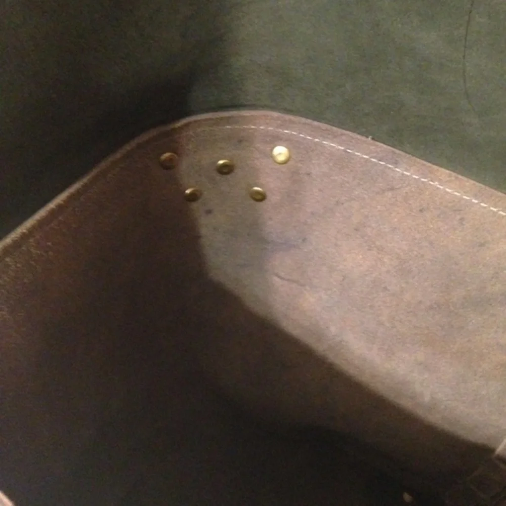 N/A weathered leather