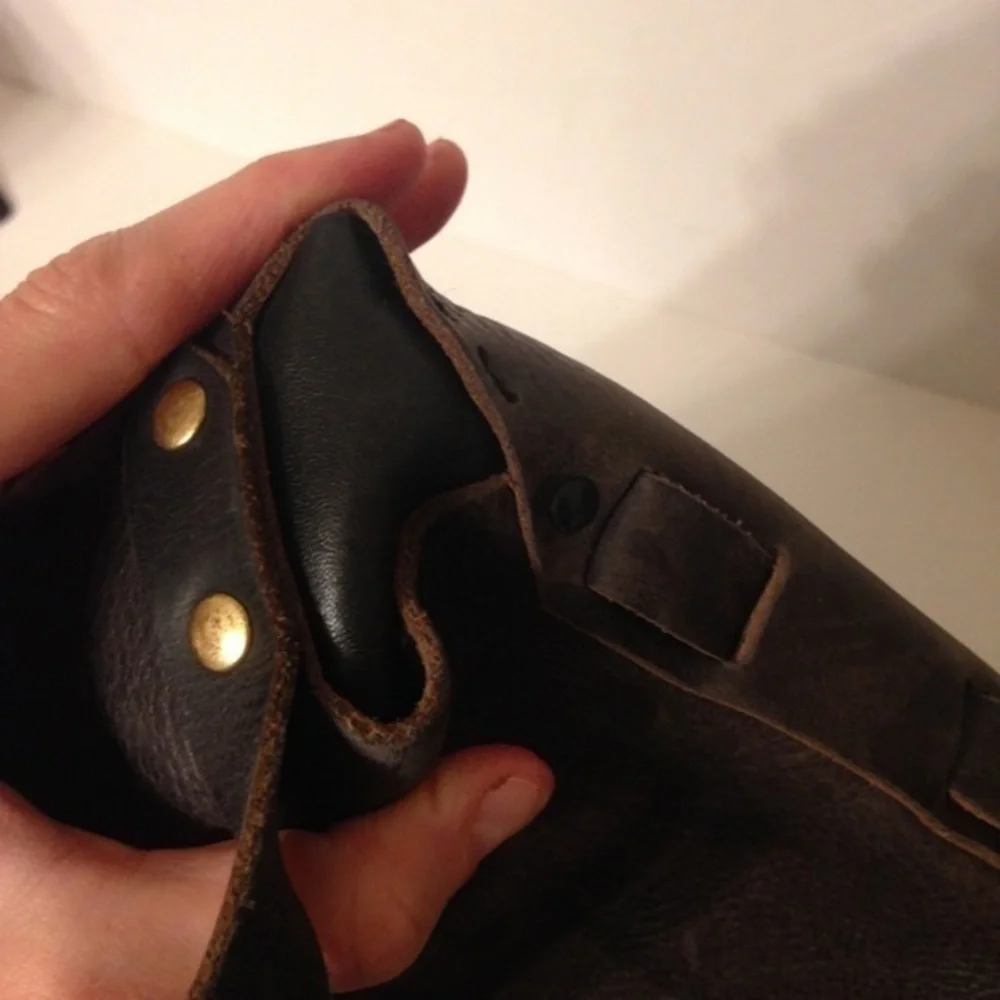 N/A weathered leather