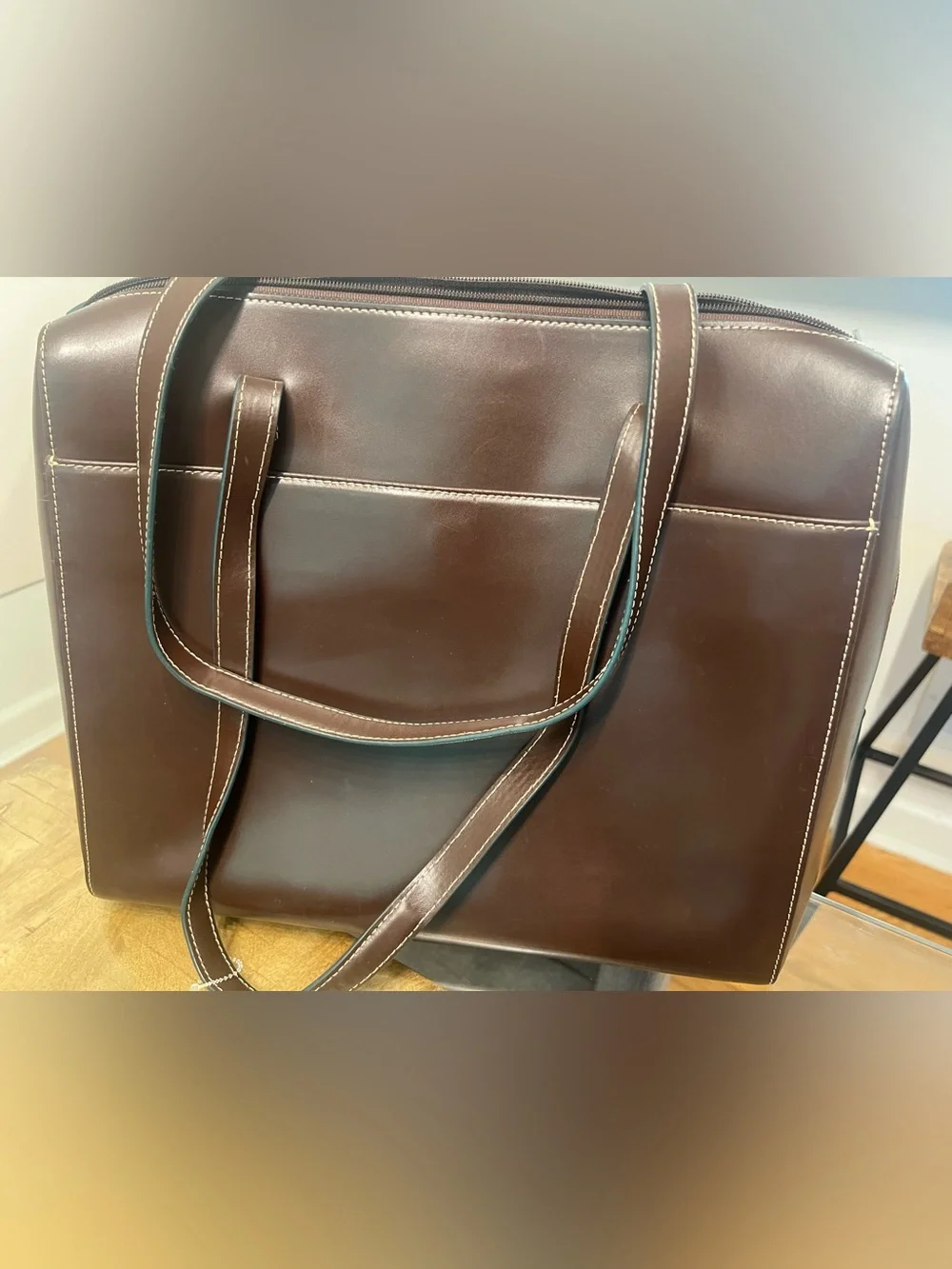 Lodis sleek leather