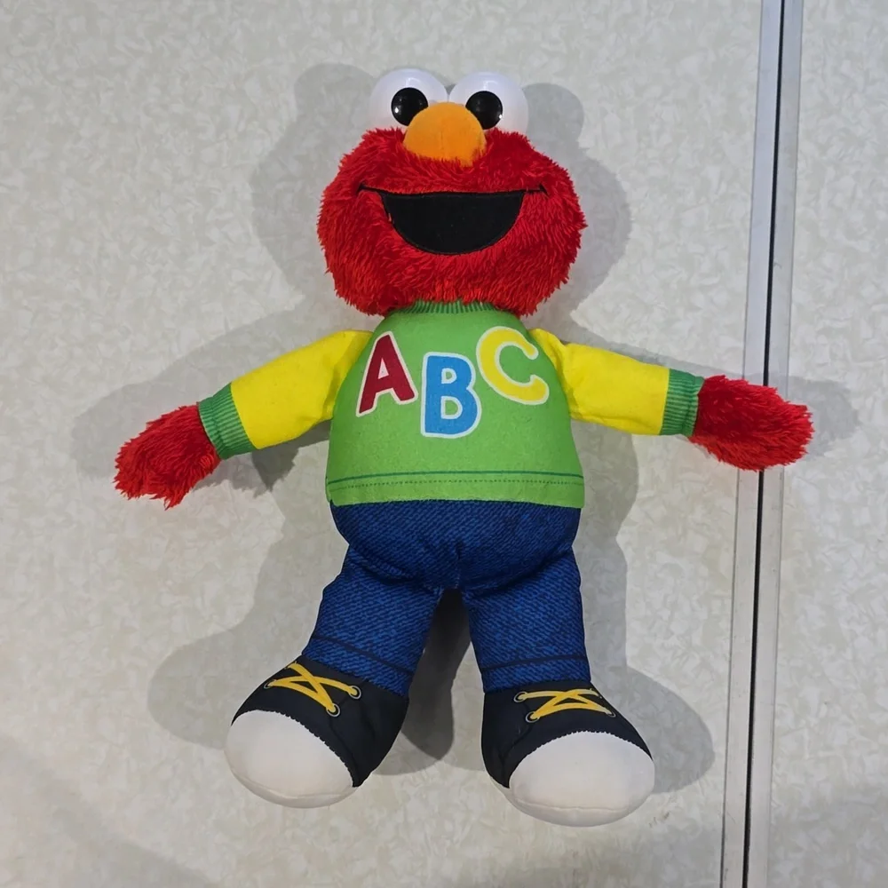 ABC Talking‎ and Singing Elmo in Spanish