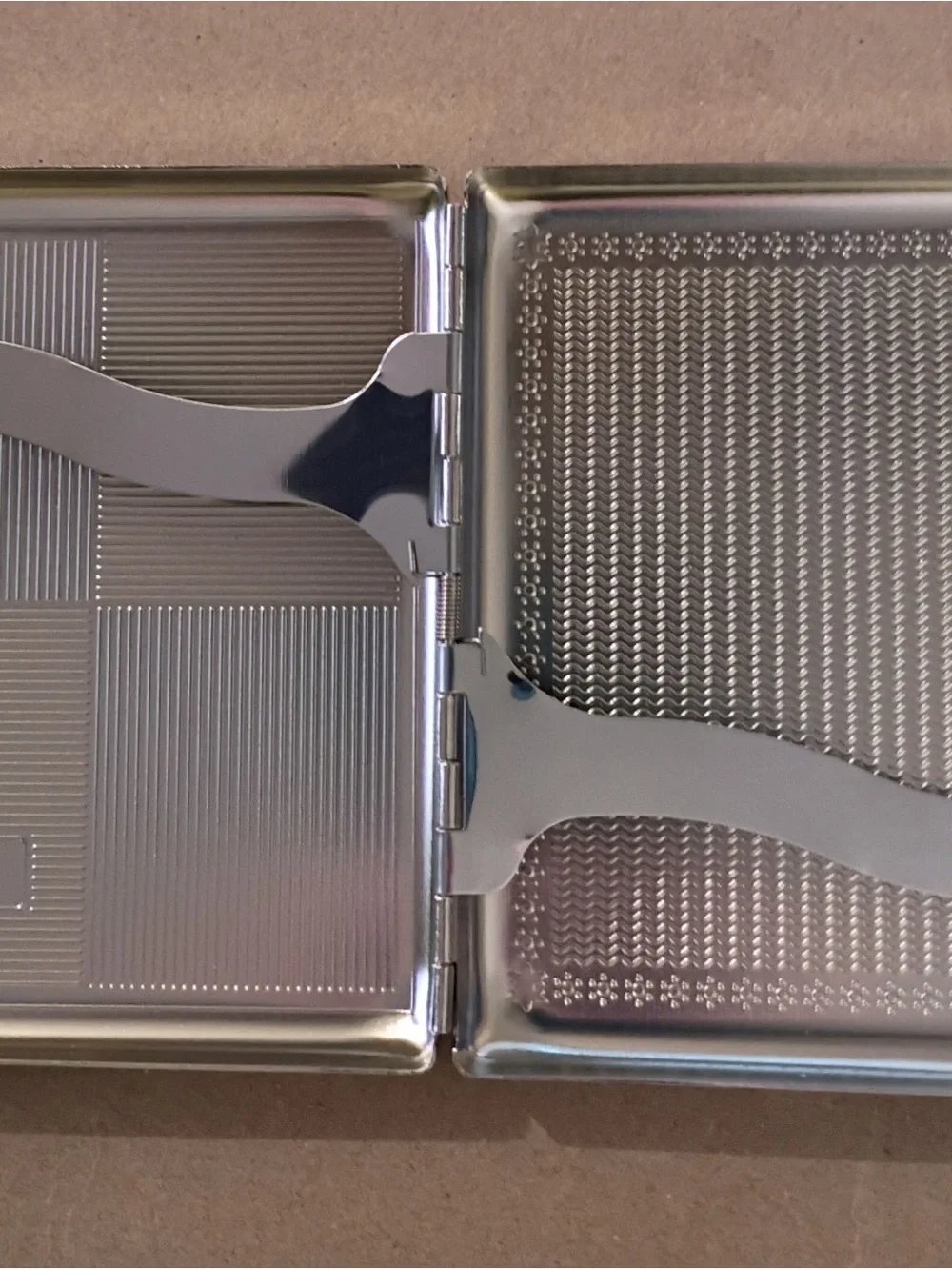 Silver Tone Metal Case - Ribbed Panel Design
