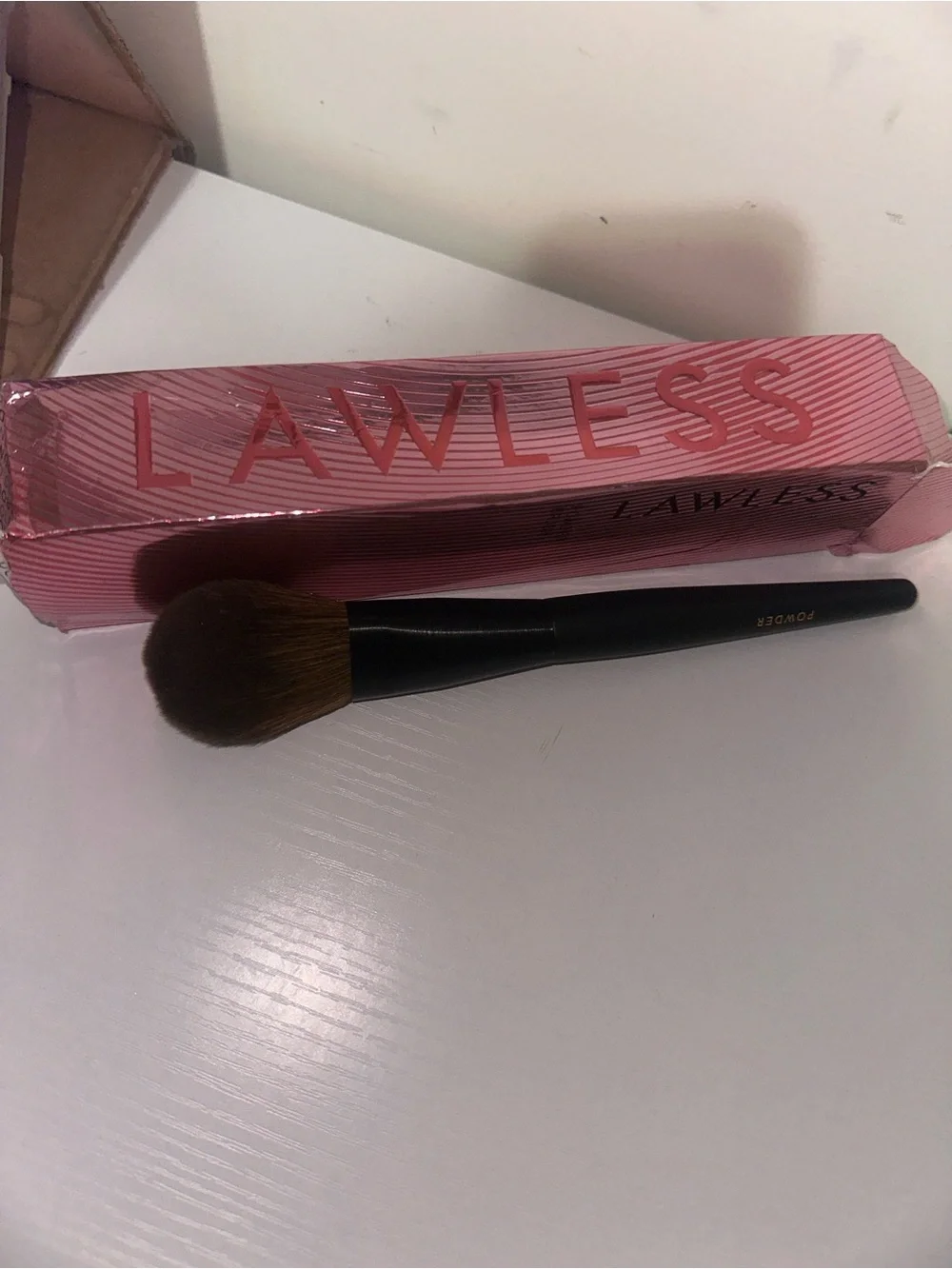 LAWLESS professional powder