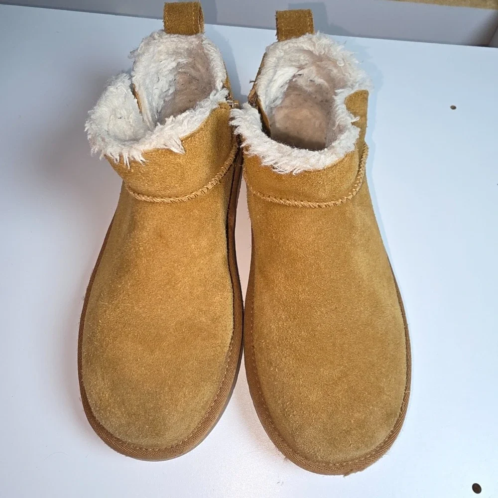 UGG debris are