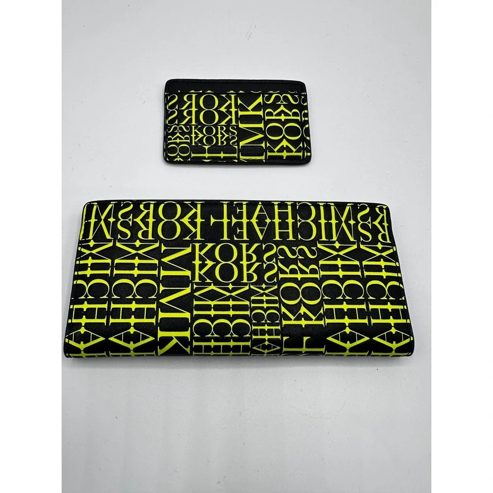 Michael Kors Green Zip Up Button Up Wallet and Business Card Holder SKU 1-024