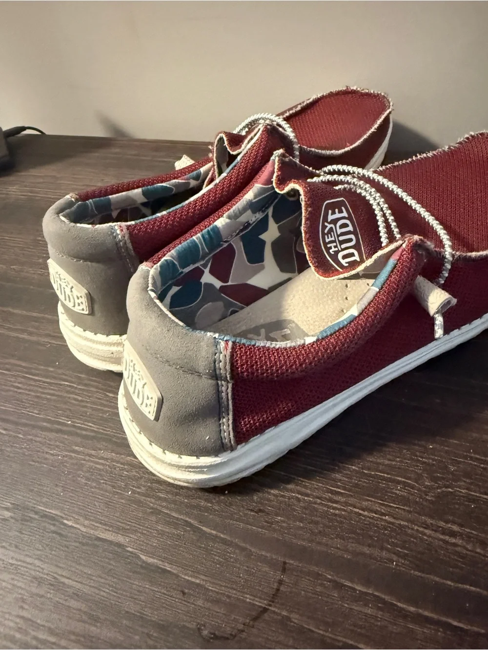 Hey Dude Maroon Wally Sox Triple Needle - 11
