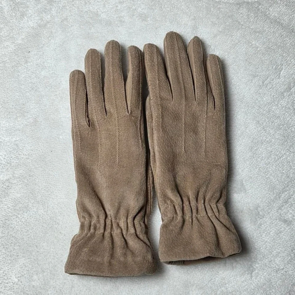 Vintage Isotoner‎ Tan leather gloves with suede interior #tanleathergloves