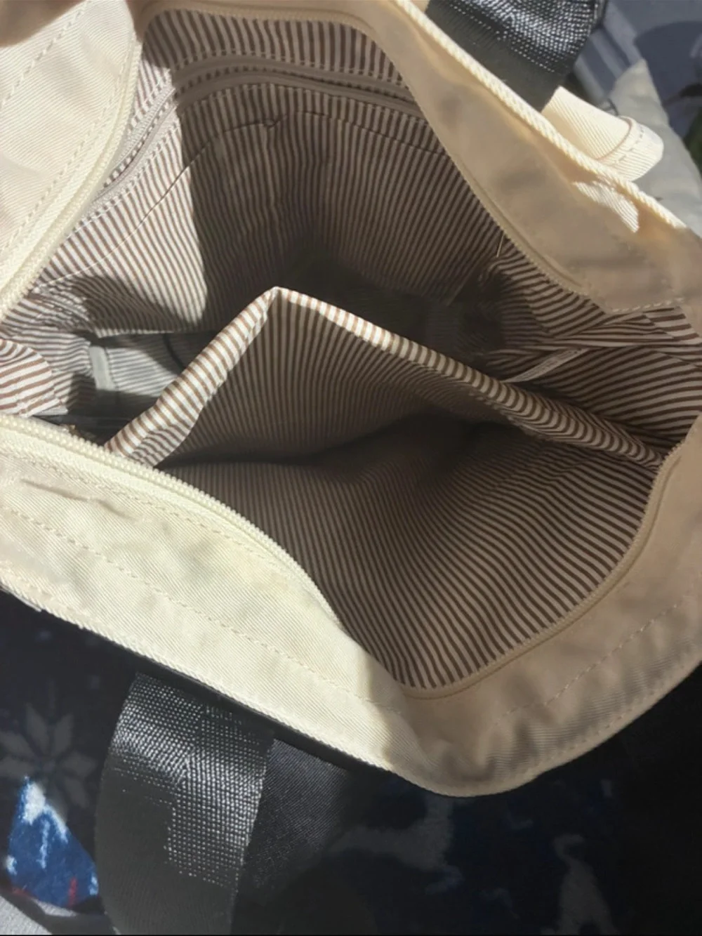 Lovevook stylish tote