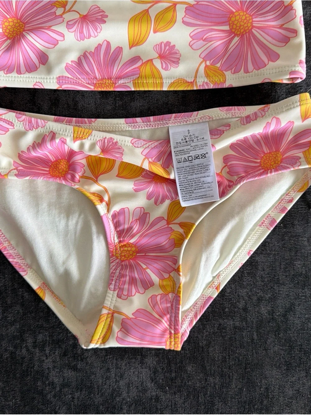 GAP two piece