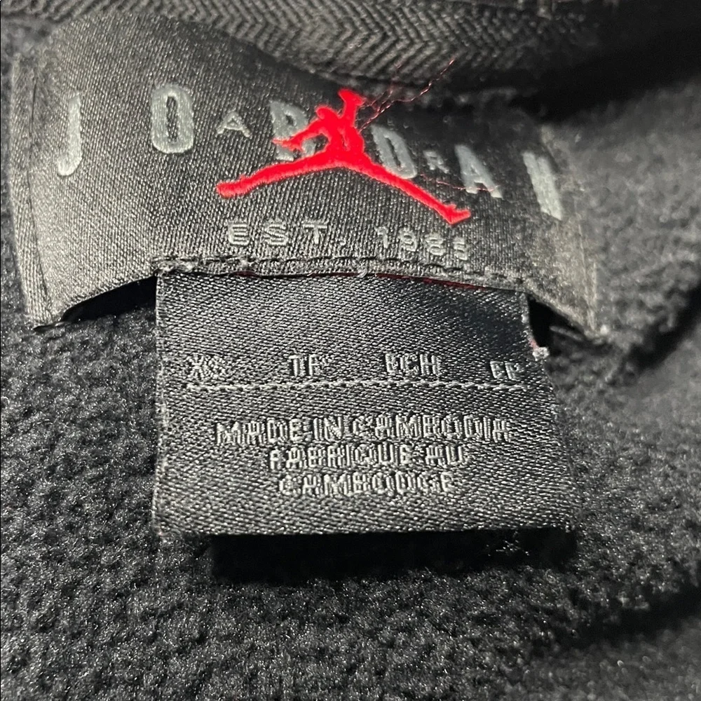 Jordan dna pullover