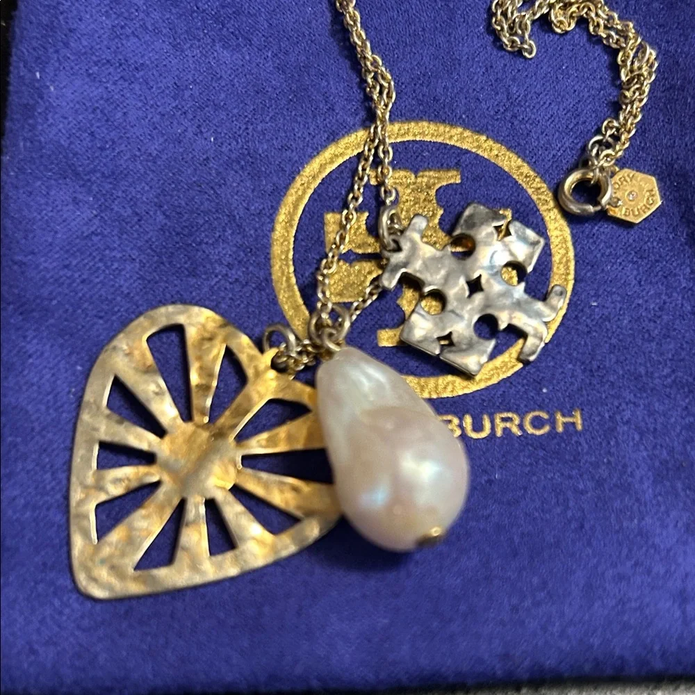Tory Burch chic necklace