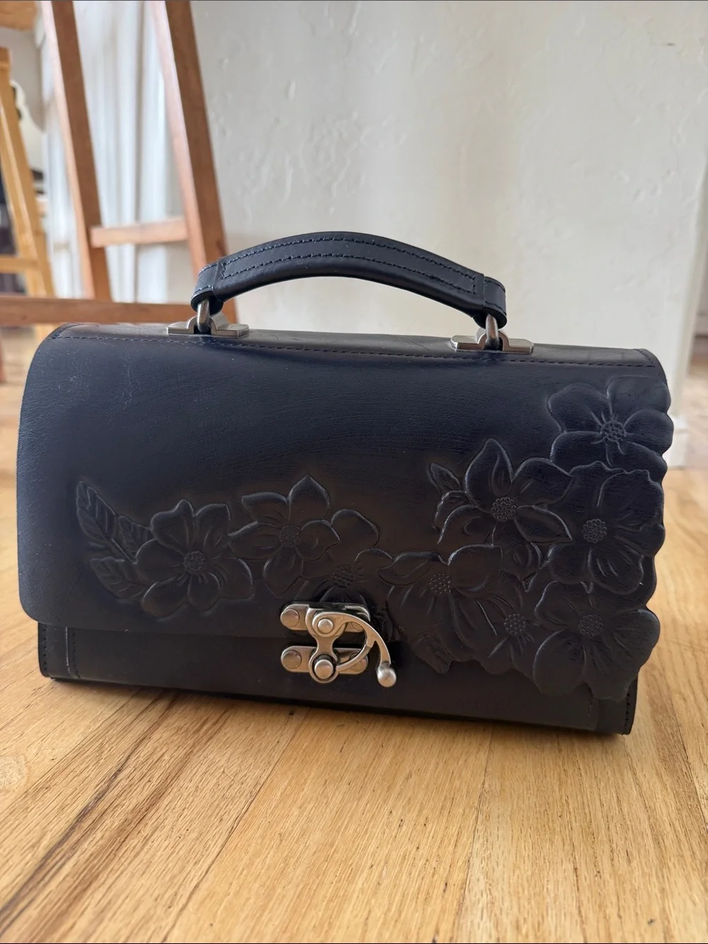 Patricia Nash elegant navy