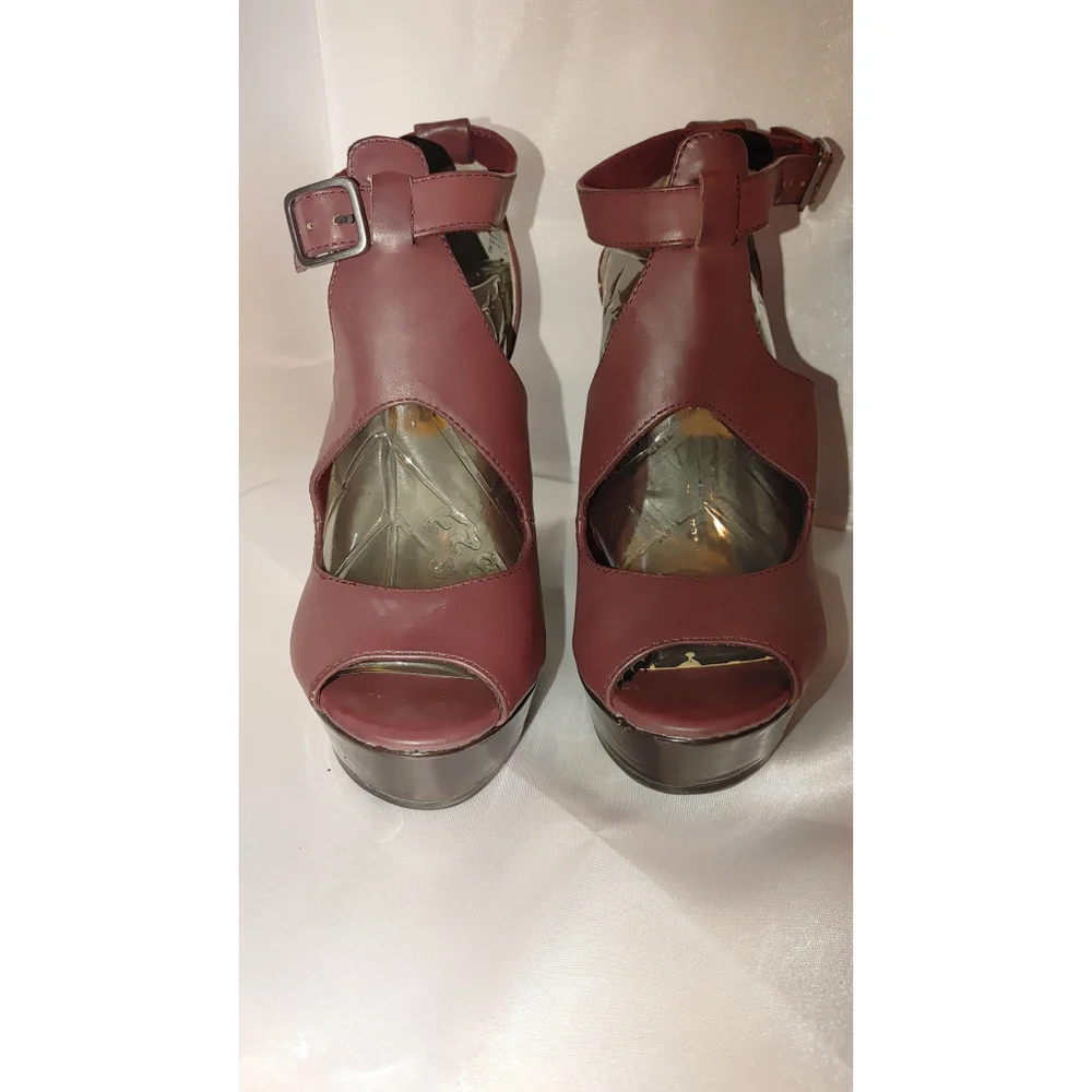 BC Footwear elevate your