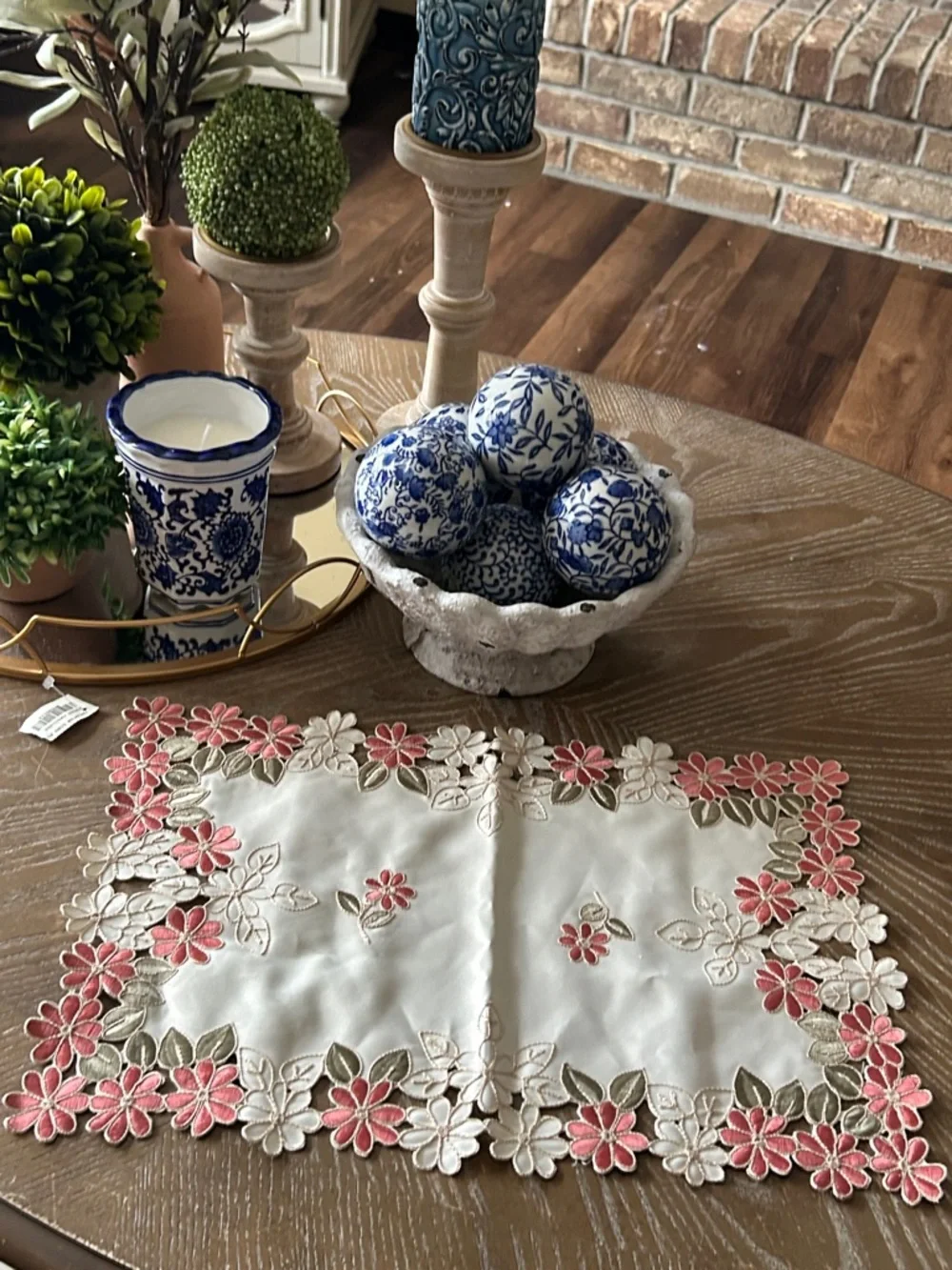 N/A delicate embroidered