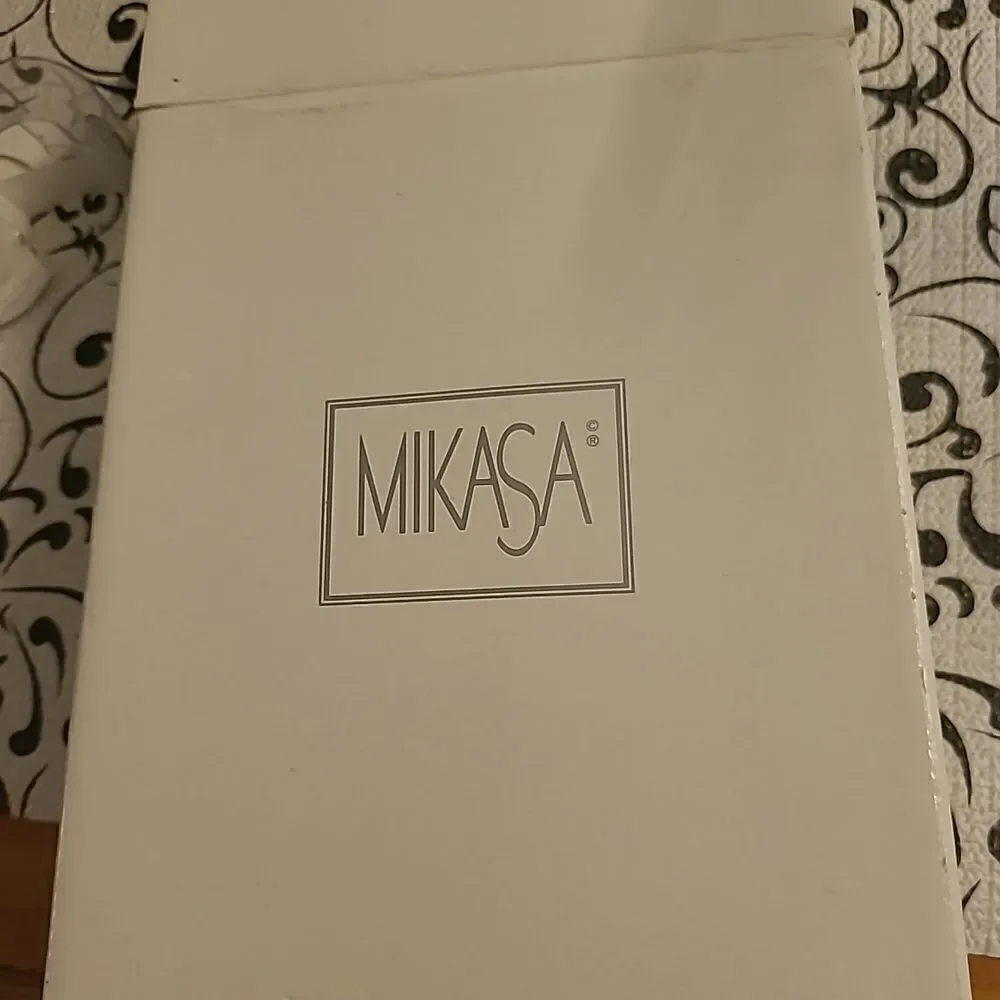 Mikasa pre owned