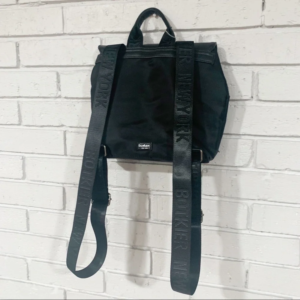 Botkier top handle