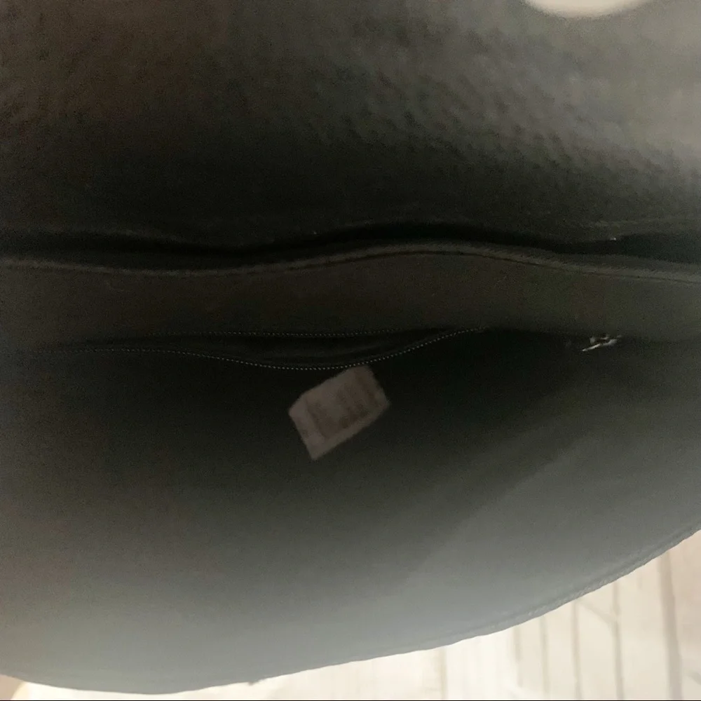 Botkier top handle