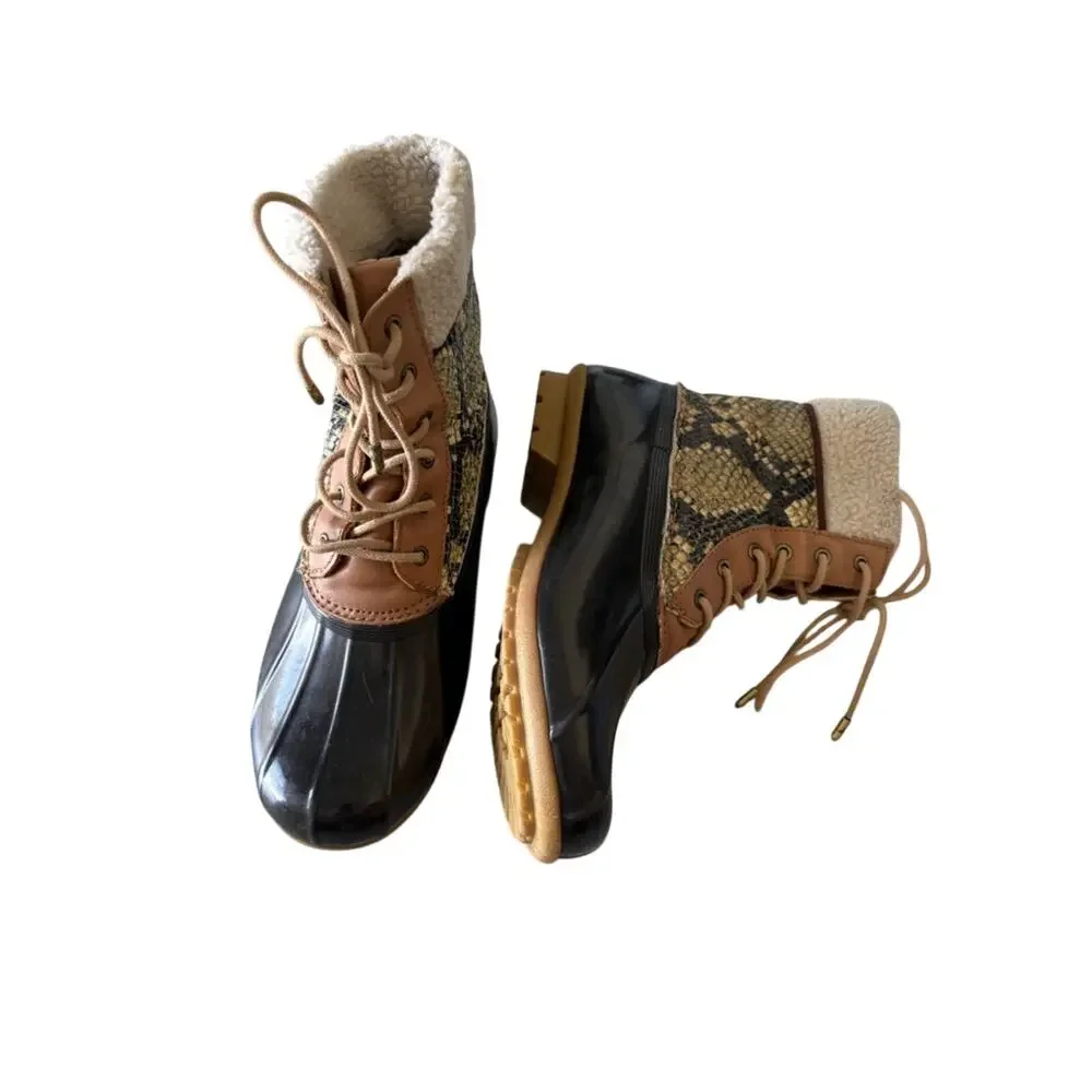 Sam Edelman step out