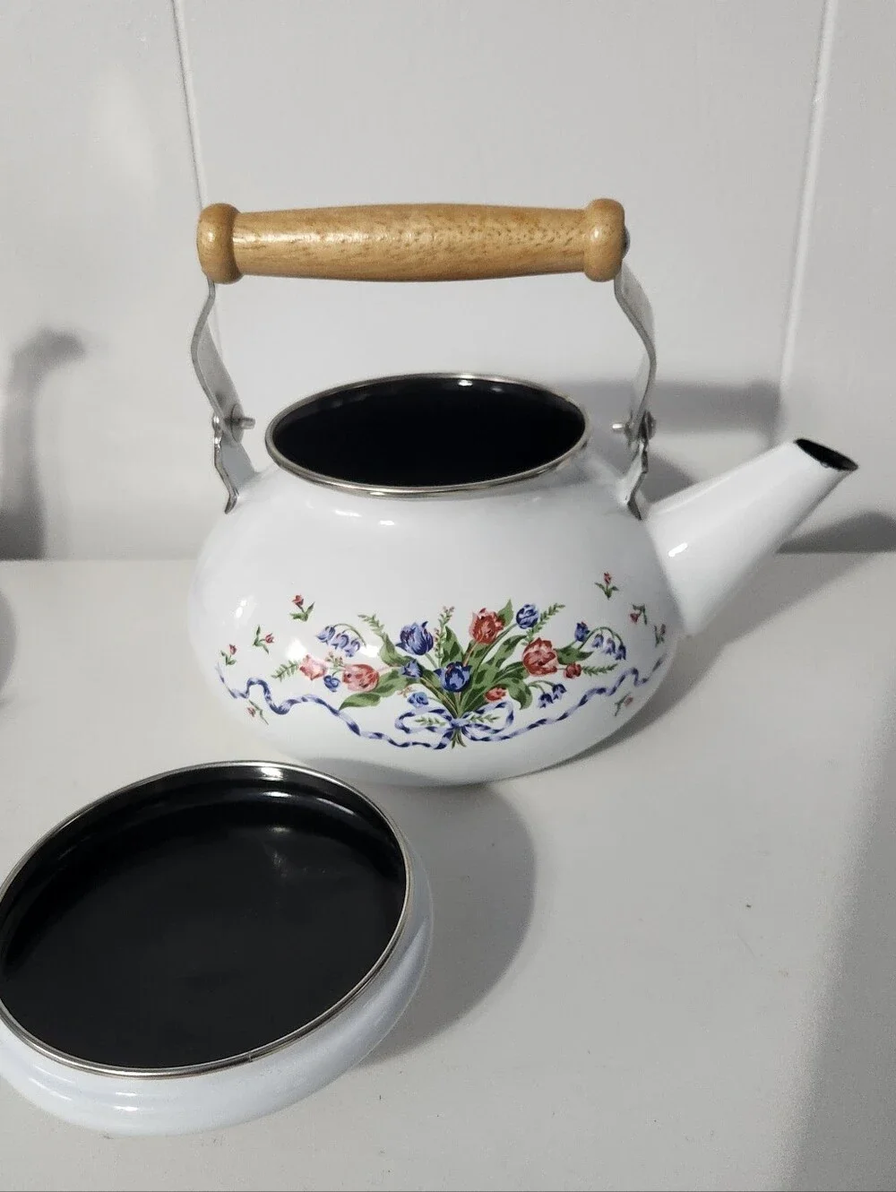 N/A white enamel