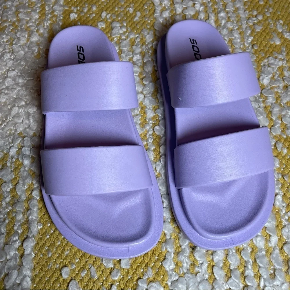 Soda Purple Sandals Size 7
