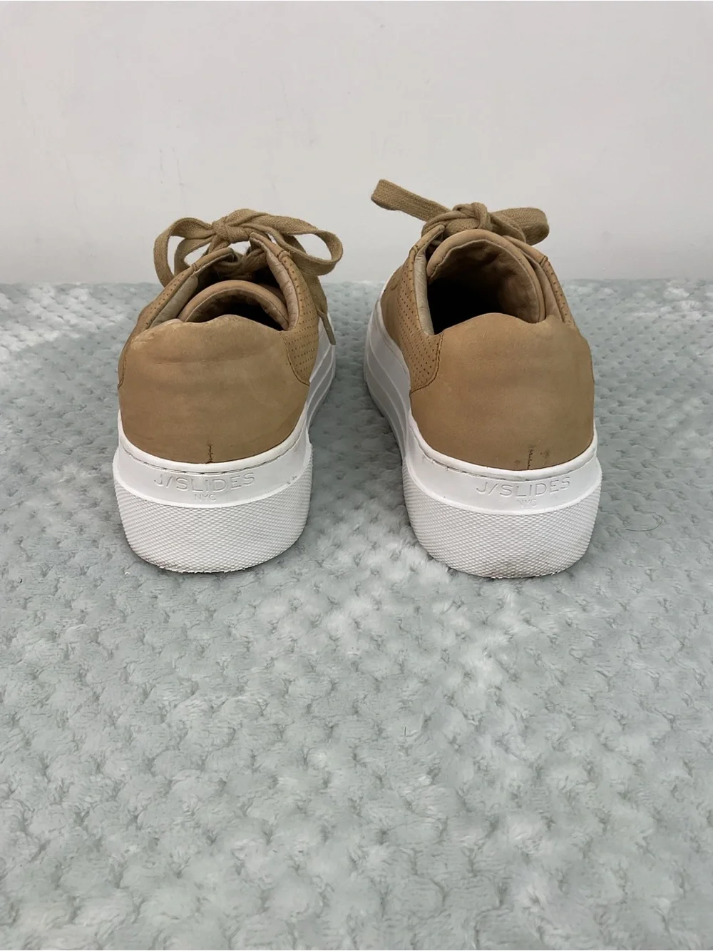 J/Slides Tan Platform Lace-Up Sneakers Size 7