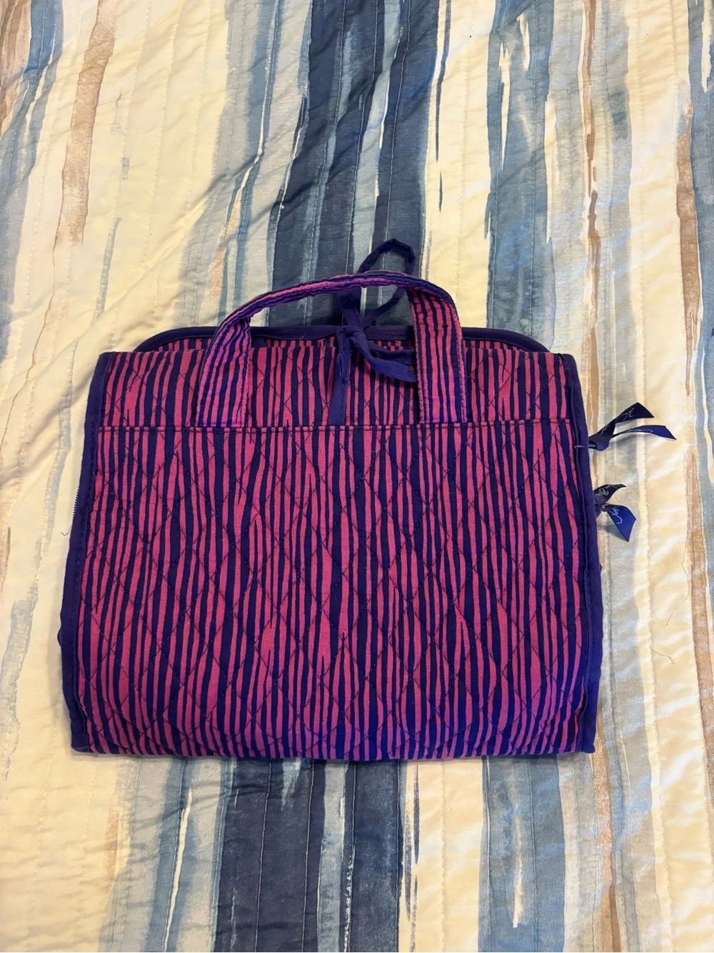 Vera Bradley portable hanging