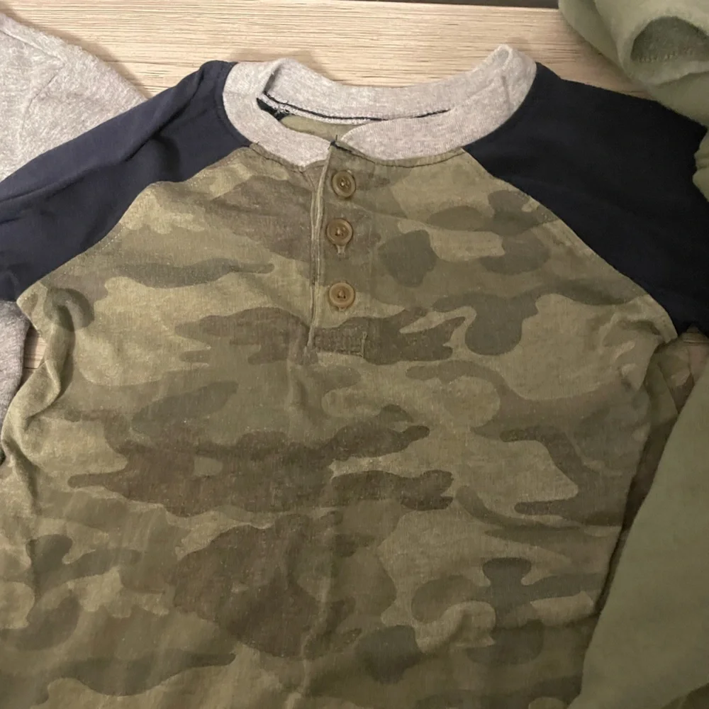 Old Navy & Jumping Beans 4T Bundle